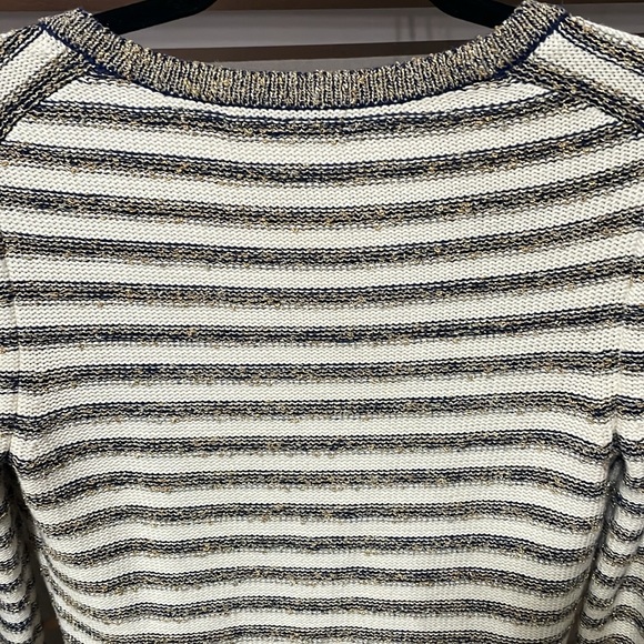 Stunning size small Banana Republic gold button cardigan with metallic thread - Picture 8 of 8